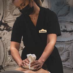 Couples treatment room(s), hot tub, steam room, body treatments