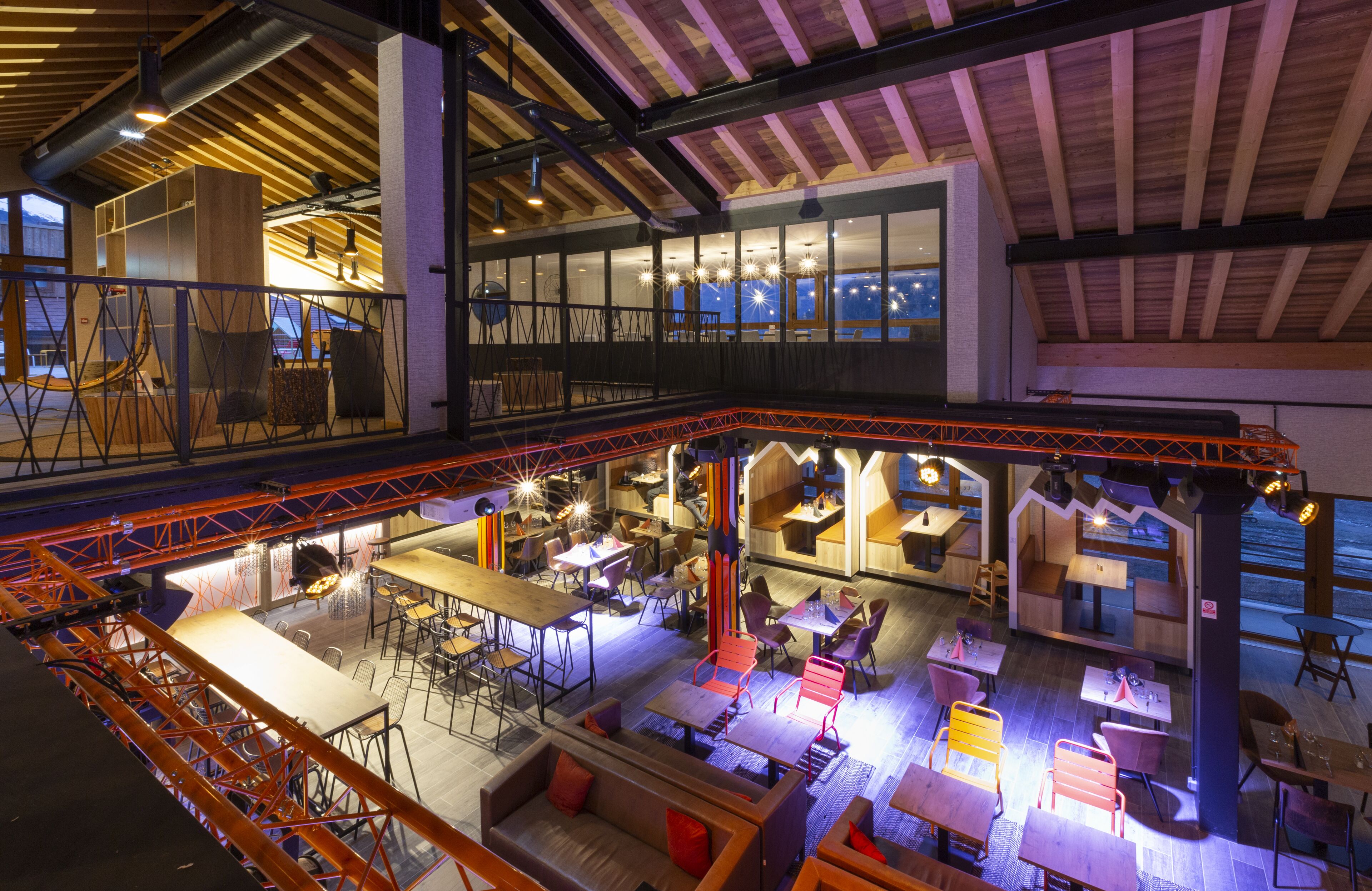 breakfast, lunch and dinner served