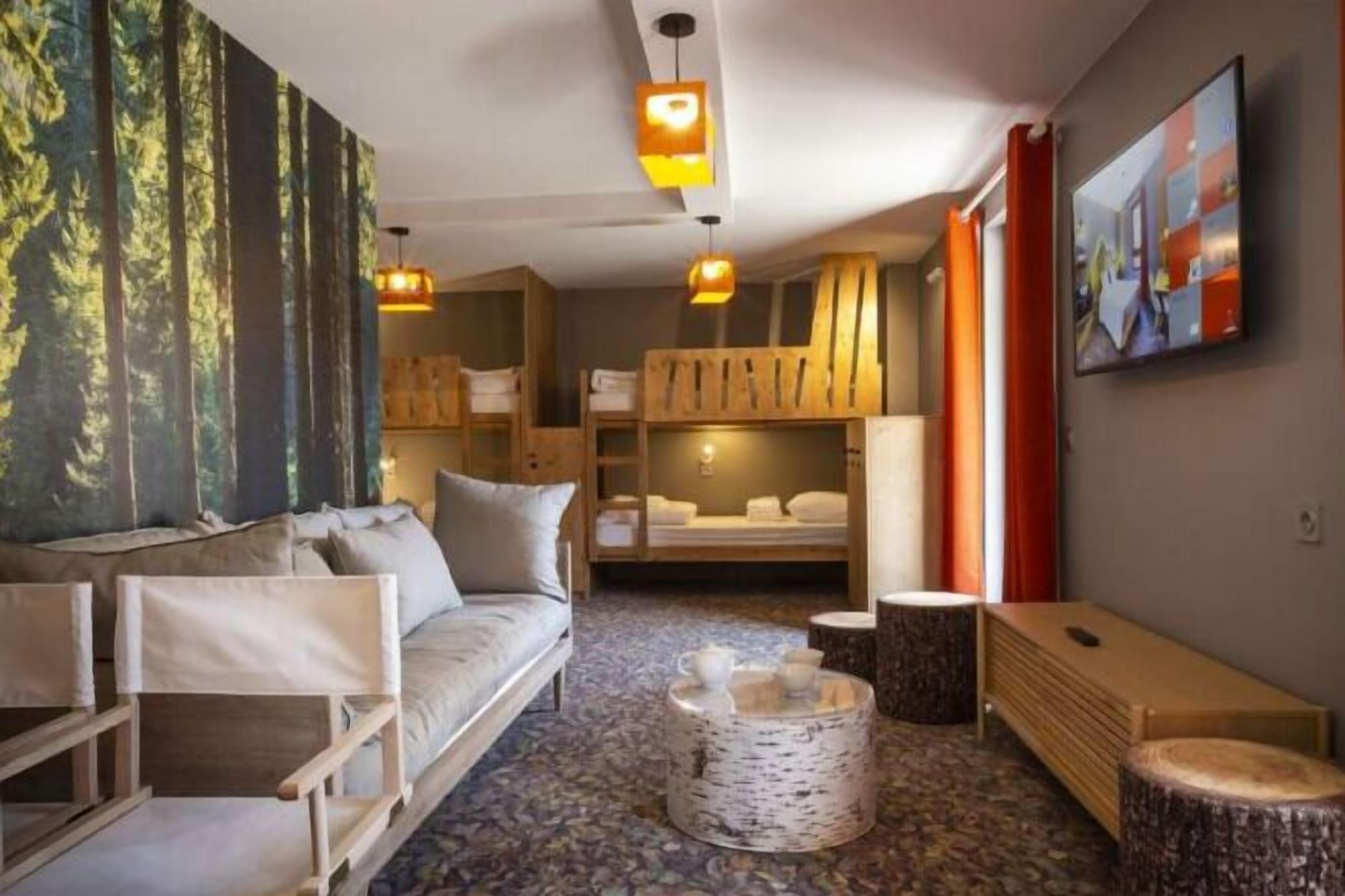 Premium bedding, desk, blackout drapes, soundproofing