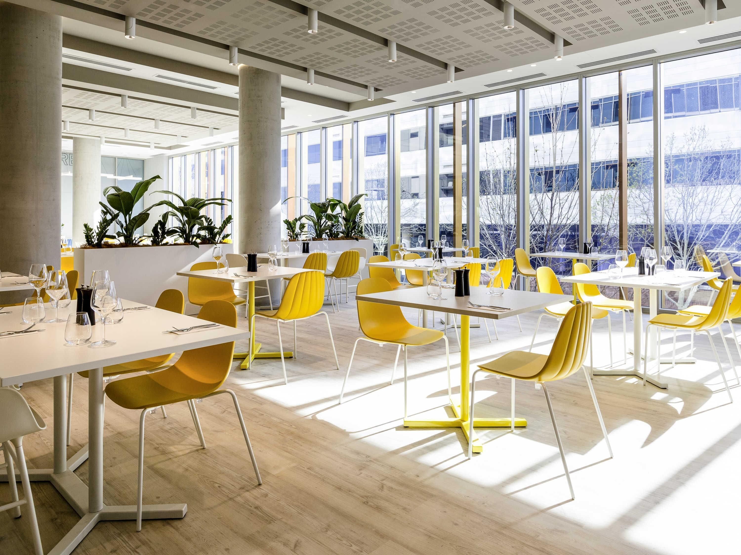 Breakfast, lunch and dinner served