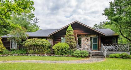 Rauhallinen näkymä järvelle "Blueberry Run" Eagles Mere