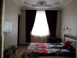 2 bedrooms, iron/ironing board, free WiFi, bed sheets - Apartments For Family in Centre of Tbilisi (Dzveli Tbilisi)