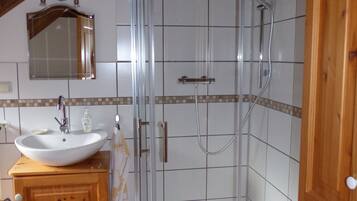Badewanne, Haartrockner, Seife