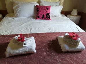 2 Schlafzimmer, Bügeleisen/Bügelbrett, Bettwäsche, Rollstuhlgeeignet