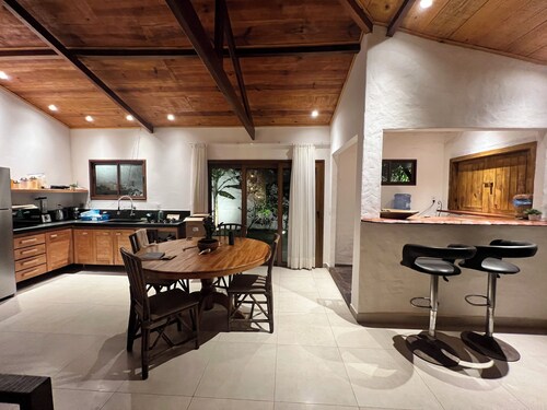 Casa Zen Tropical with outdoor garden - a paradise for kiters!