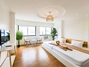 Superior-Zimmer (Queen with 2 Queen Beds)