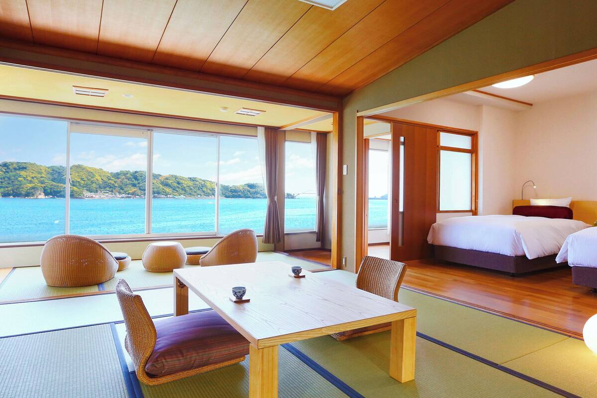 Suite Japanese-Western-Style-Room with 10 Tatami mats - Indoor Bath - Non-Smoking | Két bảo mật tại phòng, màn/rèm cản sáng 