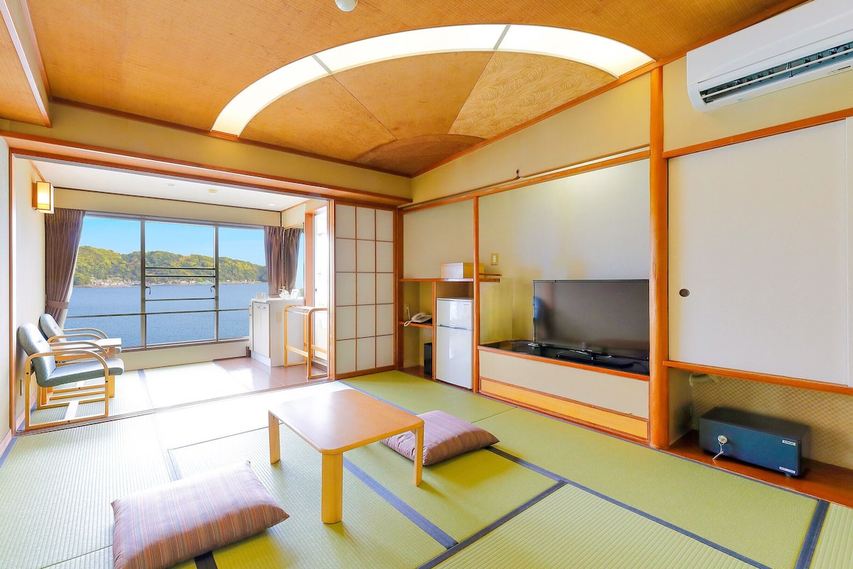 Habitación estándar, para no fumadores (Japanese-Style, Indoor Bath) | Caja de seguridad en la habitación y cortinas blackout