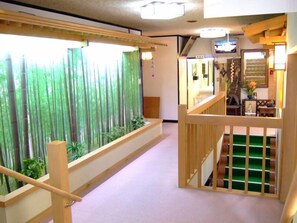 Hallway - Shinseikan (Nishiwaga)