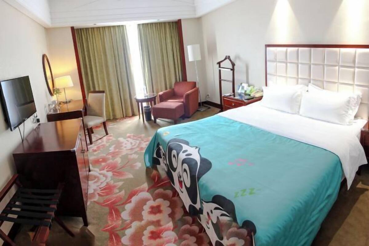 Cortinas blackout, camas extra, wifi gratis y ropa de cama 