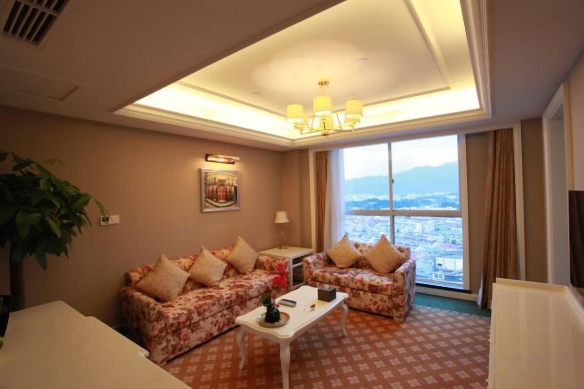 Living area | TV