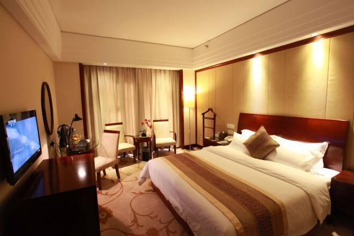 Cortinas blackout, camas extra, wifi gratis y ropa de cama 