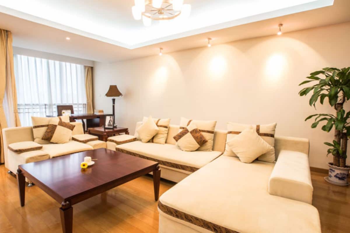 Apartment, 3 Bedrooms | Desk, blackout drapes, WiFi (free), bed sheets