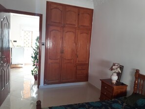 4 bedrooms, iron/ironing board, bed sheets - Joli Appartement 4 Chambres (Oujda)