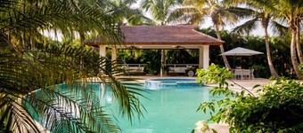 WALKING DISTANCE TO THE BEACH