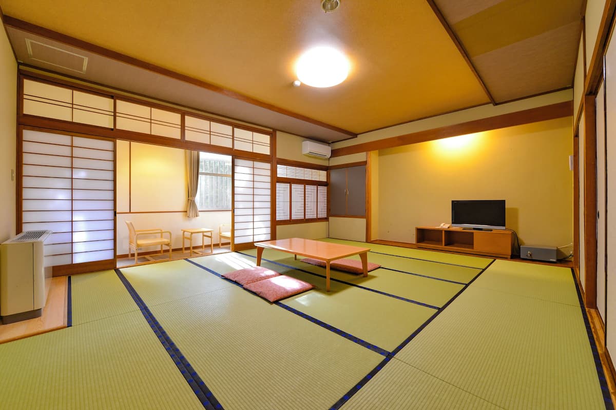 Quarto econômico, para não fumantes, banheiro compartilhado (Japanese-Style- with 15 Tatami mats) | Roupa de cama