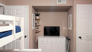 Unclassified image, 2 of 24, button - Coastal Condo w/ Pool, 1 Block to Wildwood Beach! (Wildwood)