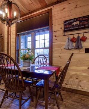 Dining - New Construction, Beautiful Home with Boat Slip (Cadiz)