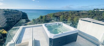 Villa Centeanes · Luxury villa,enviable position s