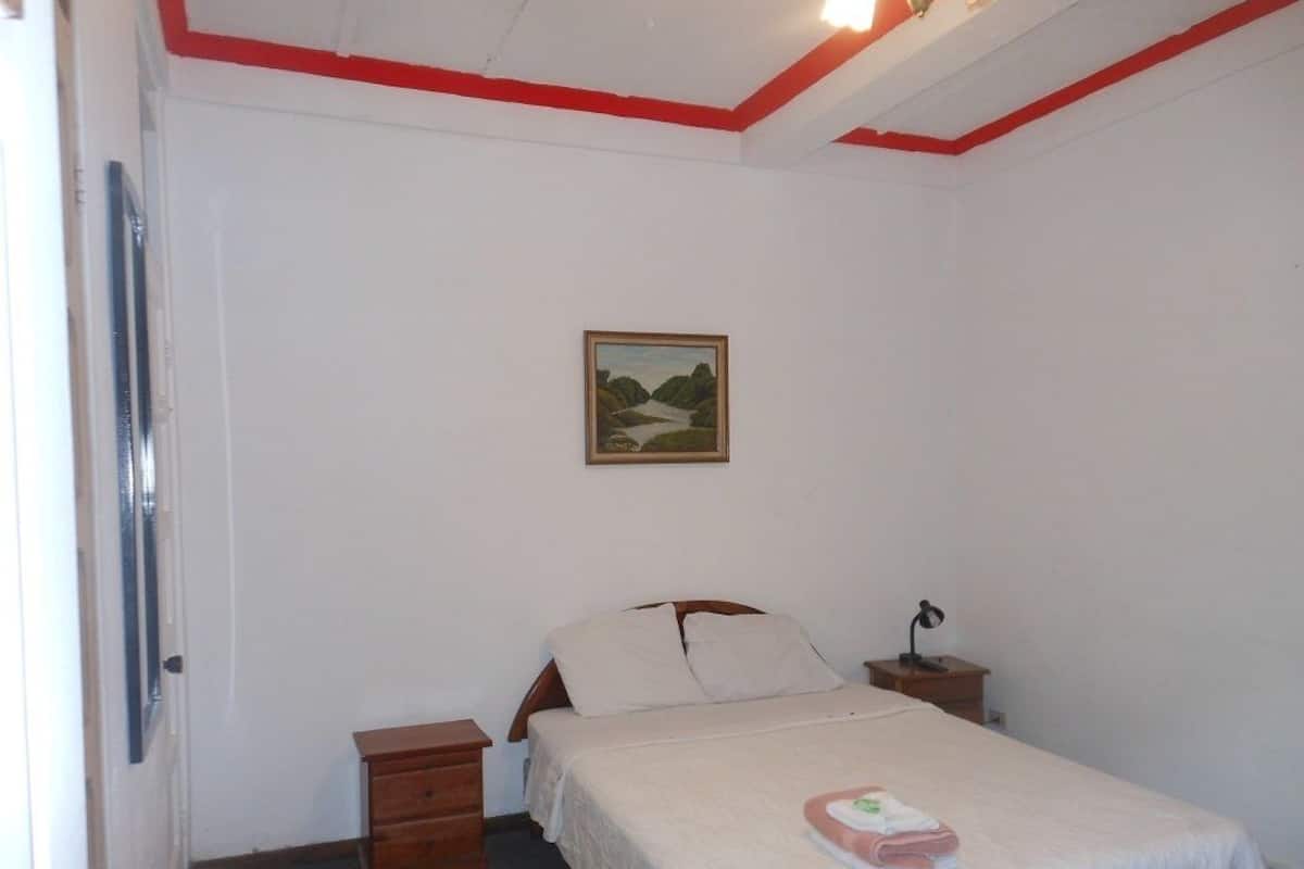 Double Room | 1 bedroom, iron/ironing board, free WiFi, bed sheets