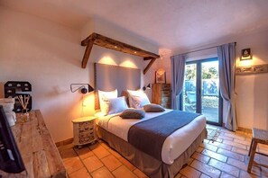 4 dormitorios, caja fuerte, tabla de planchar con plancha y wifi gratis