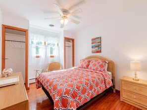 3 habitaciones, tabla de planchar con plancha y internet 