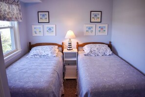 3 chambres, fer et planche à repasser, accès au Wi-Fi (inclus)