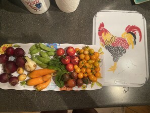 Food and drink - The Hen House & Gardens: Near USAFA & PineCrest Event Center (Palmer Lake)