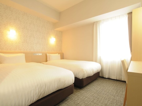 Soundproofing. Ab Hotel Omihachiman