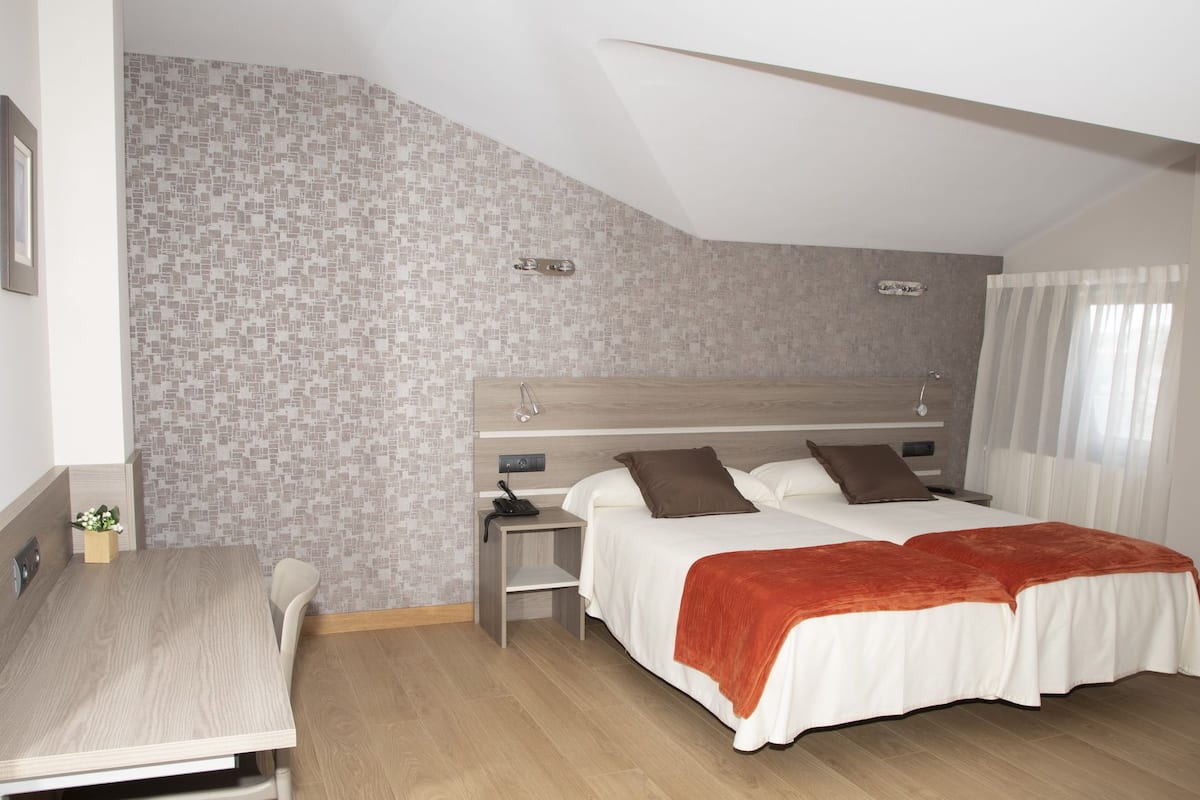 double or twin room, private bathroom (supletoria)
