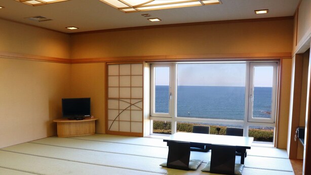 View from property - Ohotsuku Onsen Hotel Hinodemisaki (Omu)