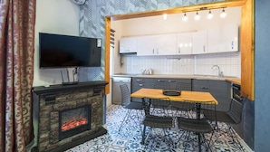 Comfort Apartment, 2 Bedrooms | Private kitchenette | Full-size fridge, oven, stovetop, cookware/dishes/utensils - HK Apartments Baskurt (Istanbul)