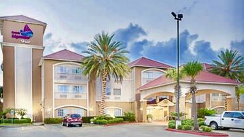 Bagian depan properti