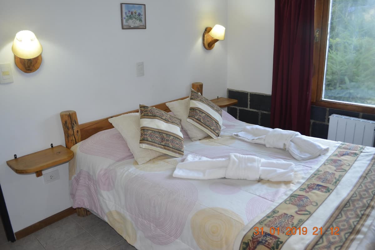 In-room safe, iron/ironing board, free WiFi, bed sheets