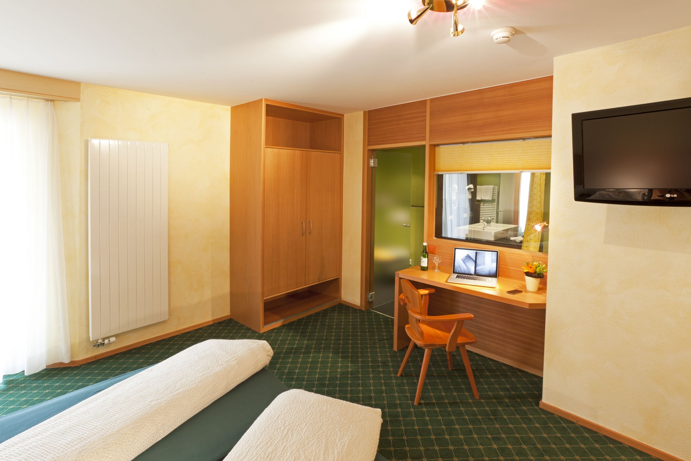 superior double room | 1 bedroom, down duvets, in-room safe, laptop workspace