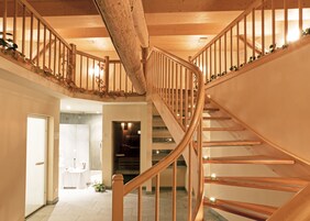 Un sauna, baño turco, masajes deportivos