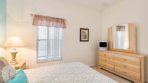4 bedrooms, iron/ironing board, free WiFi, bed sheets - Enjoy this townhome on holiday where the memories will last a lifetime (Kissimmee)