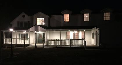 Delancey 1946 Farm toivottaa tervetulleeksi kaikki! Ratsastusretken ratsastuspaikka!