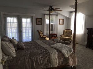 4 dormitoris, escriptori, planxa i posts de planxar i wifi gratuïta 