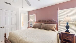 4 bedrooms, iron/ironing board, free WiFi, bed sheets