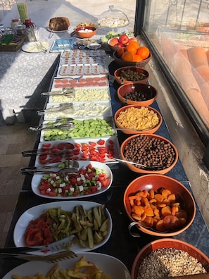 Breakfast buffet