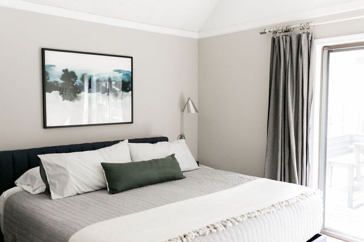 3 habitaciones, escritorio, wifi y ropa de cama 