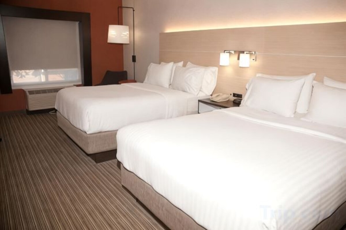 Suite - Mobility Access/Hearing Accessible