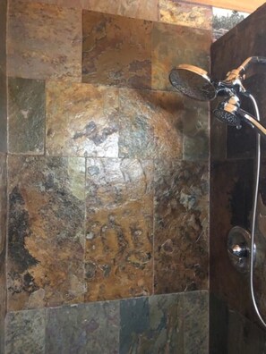 Shower, jetted tub, hair dryer, towels