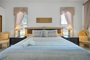 5 bedrooms, laptop workspace, iron/ironing board, free WiFi