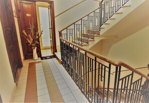 Majoituspaikan sisäänkäynti