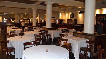 Desayuno buffet incluido todos los días