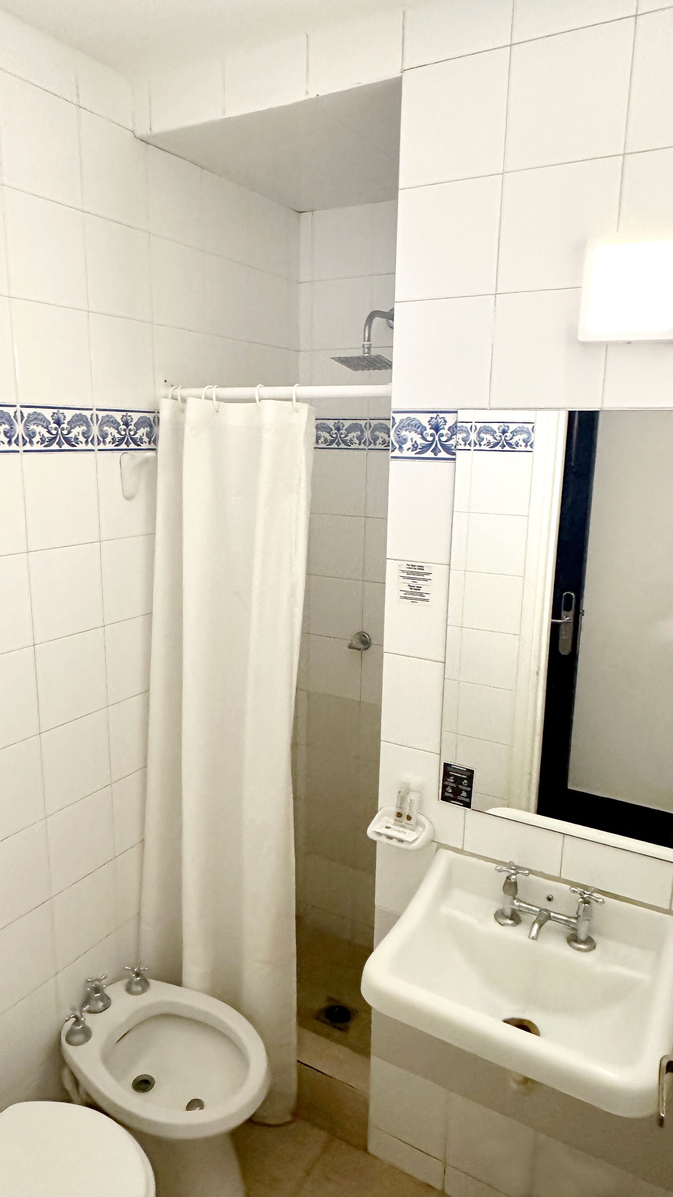 Photo - Castelar Hotel Santa Fe