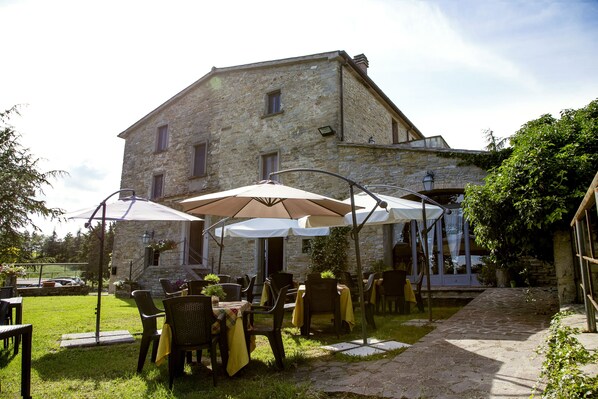 Fachada de la propiedad