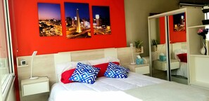 1 chambre, coffres-forts dans les chambres, bureau